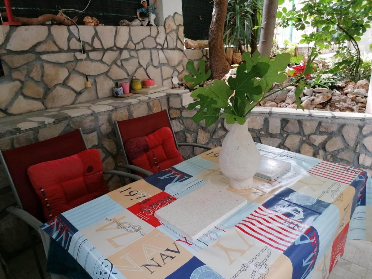 Apartments Misini Dvori Stomorska Εξωτερικό φωτογραφία